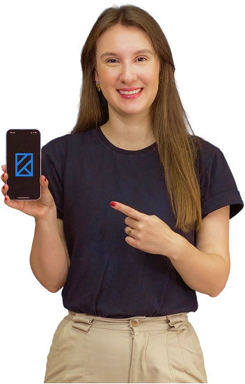 Karen mostrando aplicativo Razonet